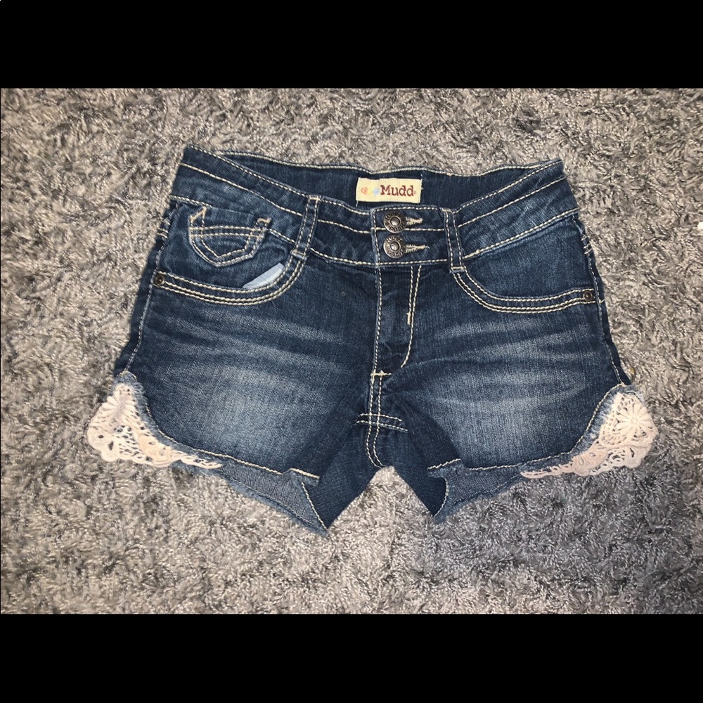 Girls shorts with lace detail
